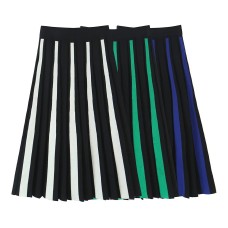 Knitted contrasting striped pleated A-line skirt