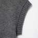 Gentle round neck lined button knit vest Gentle round neck lined button knit vest