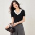 Color-blocked V-neck short sleeve knitted top for women, stylish and slimming short fit, perfect for summer Color-blocked V-neck short sleeve knitted top for women, stylish and slimming short fit, perfect for summer