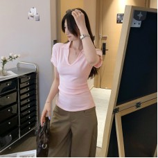 Pink V-Neck Regular Shoulder Slim Fit Short Sleeve T-Shirt Pink V-Neck Regular Shoulder Slim Fit Short Sleeve T-Shirt