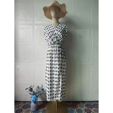 Casual Dress Style V-Neck Long Dress Elegant Fashion Design