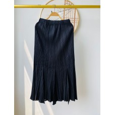 High-end Pleated A-Line Pencil Skirt with Fish Tail Design Casual and Versatile Summer Style High-end Pleated A-Line Pencil Skirt with Fish Tail Design Casual and Versatile Summer Style