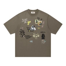 Loose round neck short sleeved t-shirt