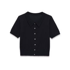 Simple short sleeved versatile knitted top