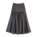Half length skirt with a double layered curtain that covers the flesh