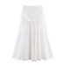 Half length skirt with a double layered curtain that covers the flesh