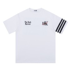 Three stripes slogan short sleeved