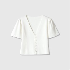 V-neck loose short sleeved knitted top
