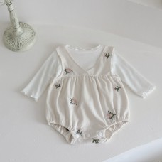 Flower embroidery girl's cute crawling clothes