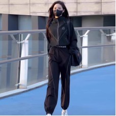 Casual Sportswear Set for Women, Fashionable and Loose Running Outfit Two-Piece Set